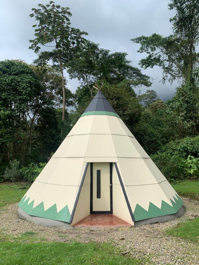 Готель Bosque De Aventura & Glamping Refugio Del Bosque Ла-Меса Екстер'єр фото