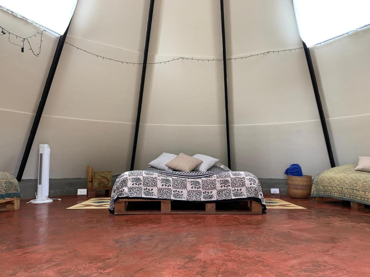 Готель Bosque De Aventura & Glamping Refugio Del Bosque Ла-Меса Екстер'єр фото
